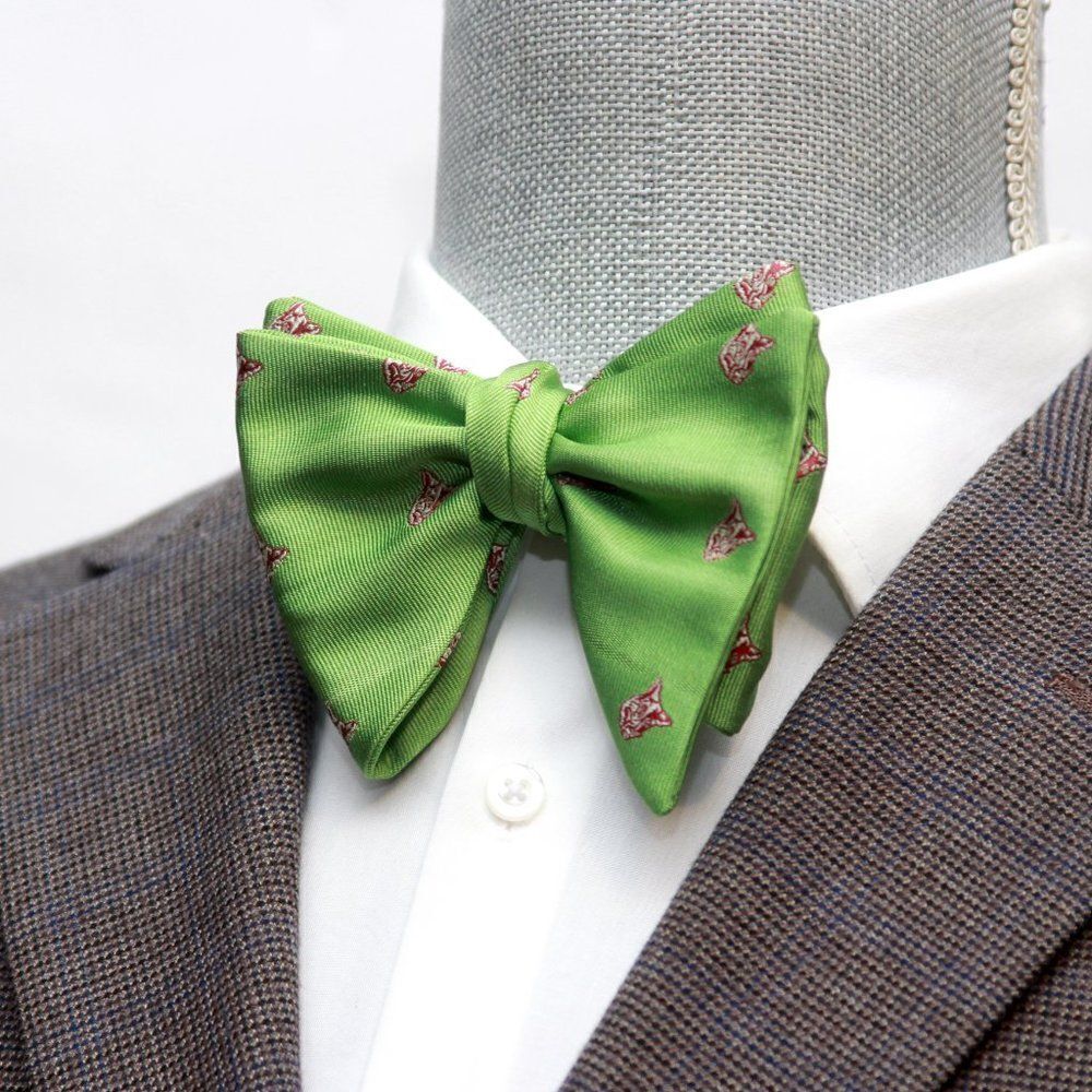 Men's Self-tied‎ Bow Tie 100%Silk Big Butterfly Green Embroidery S686